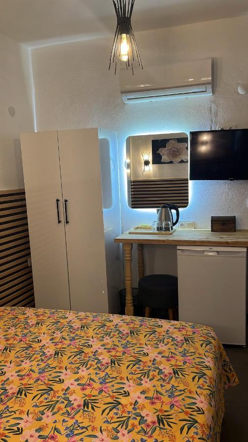 Çakir Butık Otel Cesme Exterior foto